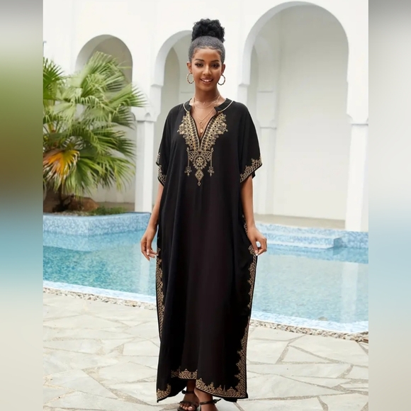 NIP Gorgeous Black And Gold Embroidered Kaften - Picture 2 of 6